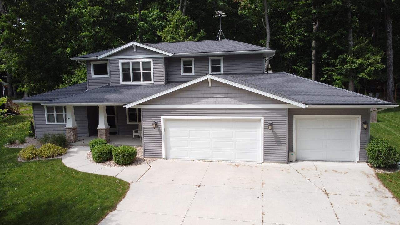 1038 Wood Ct, Wilson, WI 53081