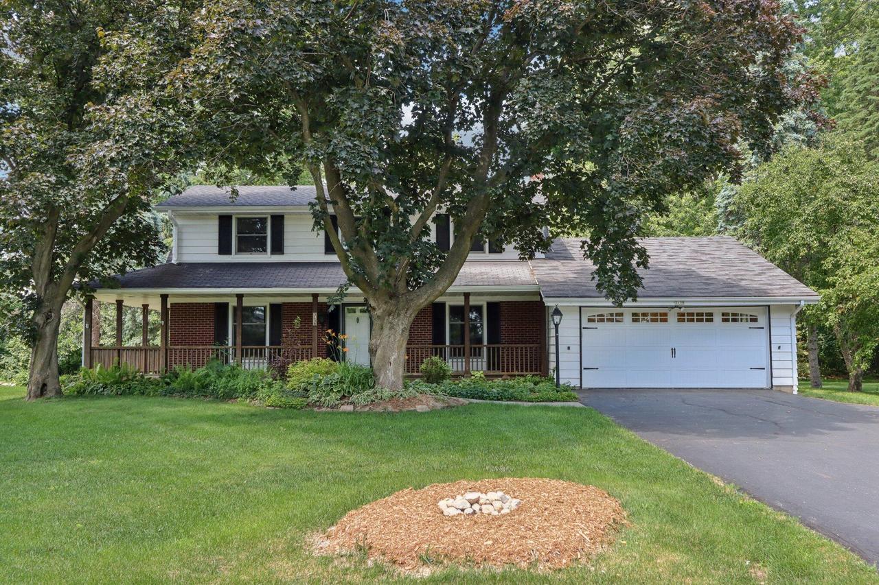 3158 Skyline Dr, Richfield, WI 53033