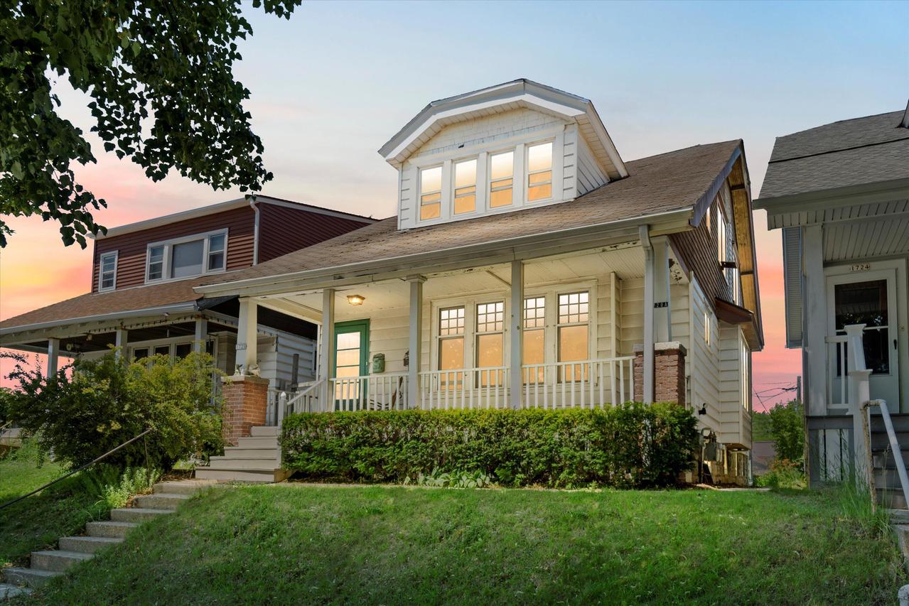 1720 E Bennett Ave #1720A, Milwaukee, WI 53207