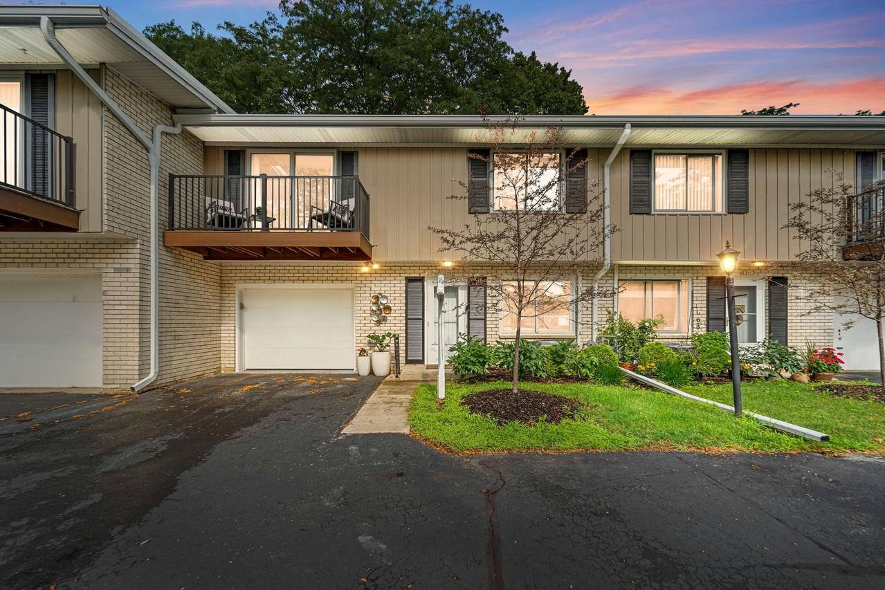 12909 N Colony Dr, Mequon, WI 53097