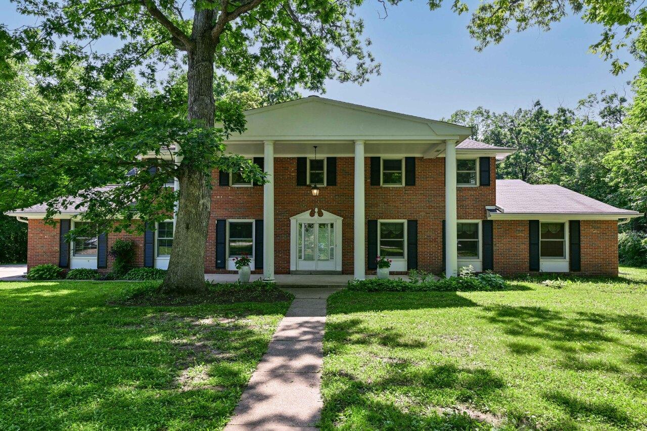 9150 S 46th St, Franklin, WI 53132