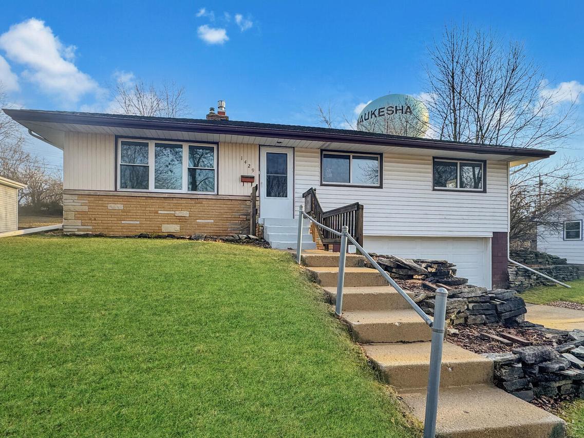 [Address Hidden by Seller], Waukesha, WI 53188