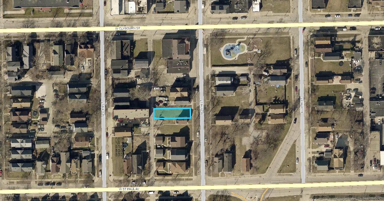 425 N 29th St, Milwaukee, WI 53208