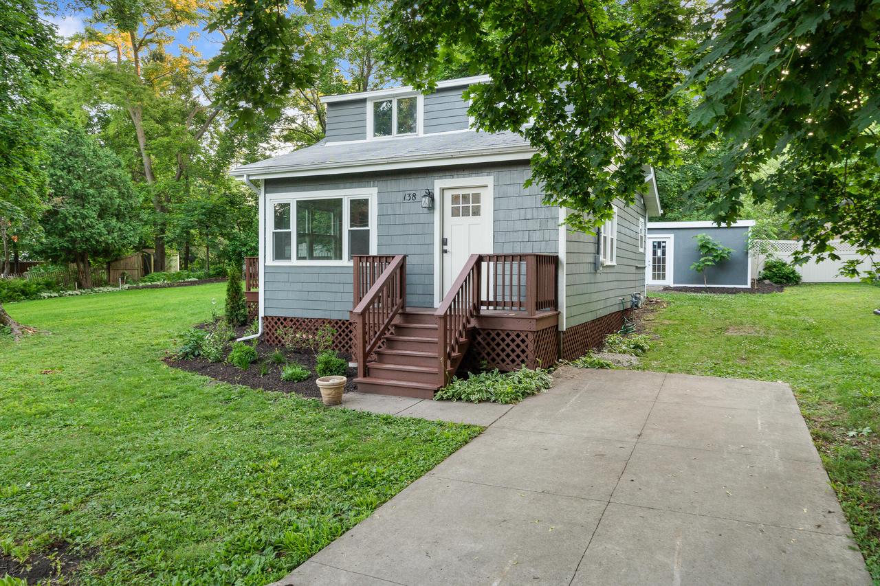 138 Vernon St, Williams Bay, WI 53191