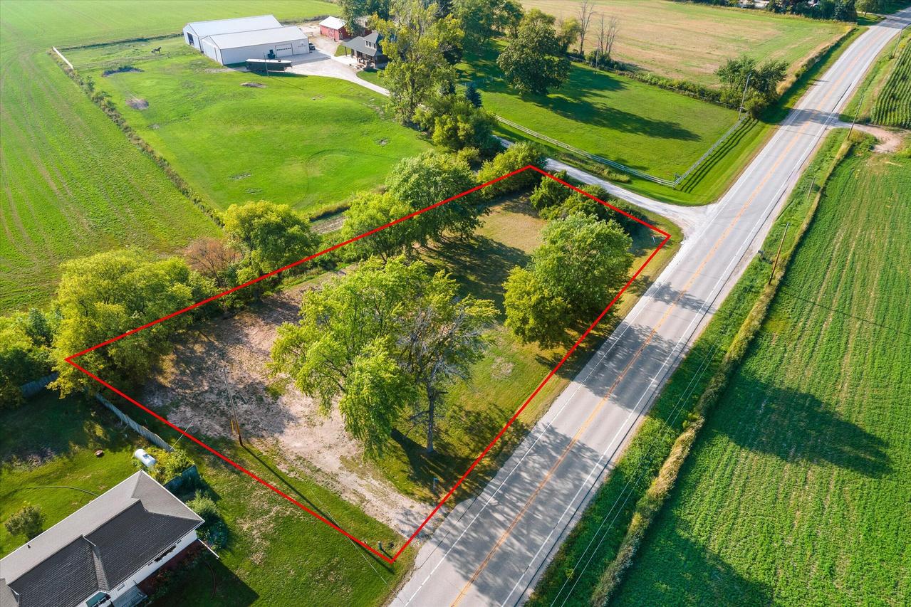 N1970 State Highway 32 -, Holland, WI 53070