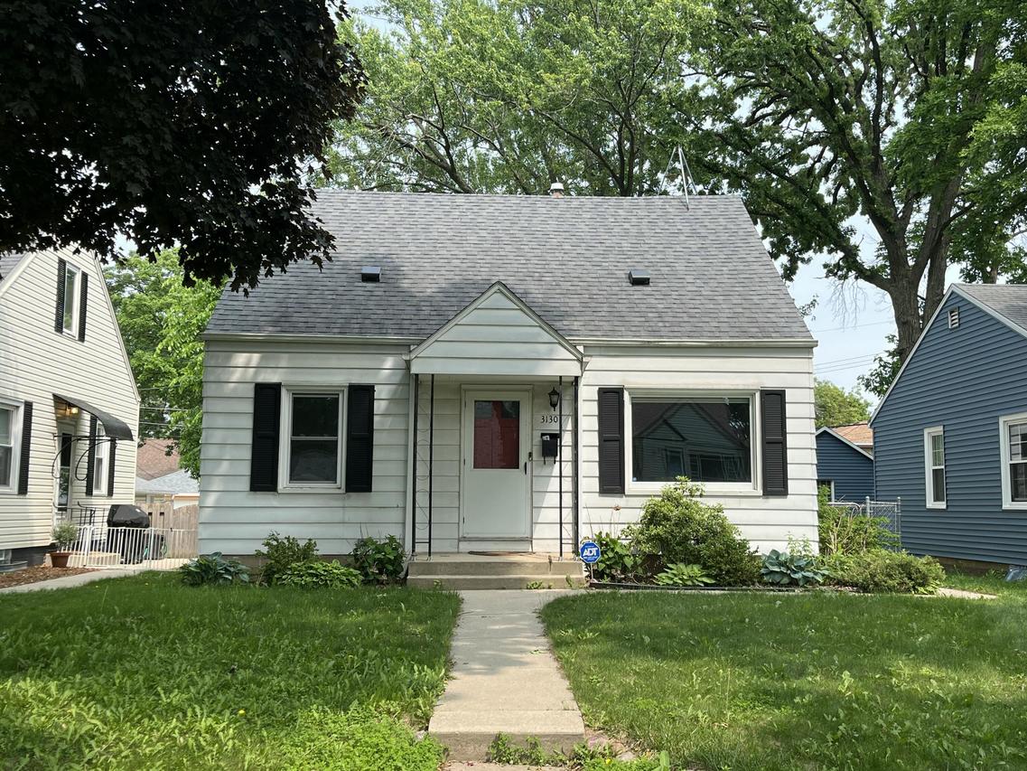 3130 N 87th St, Milwaukee, WI 53222