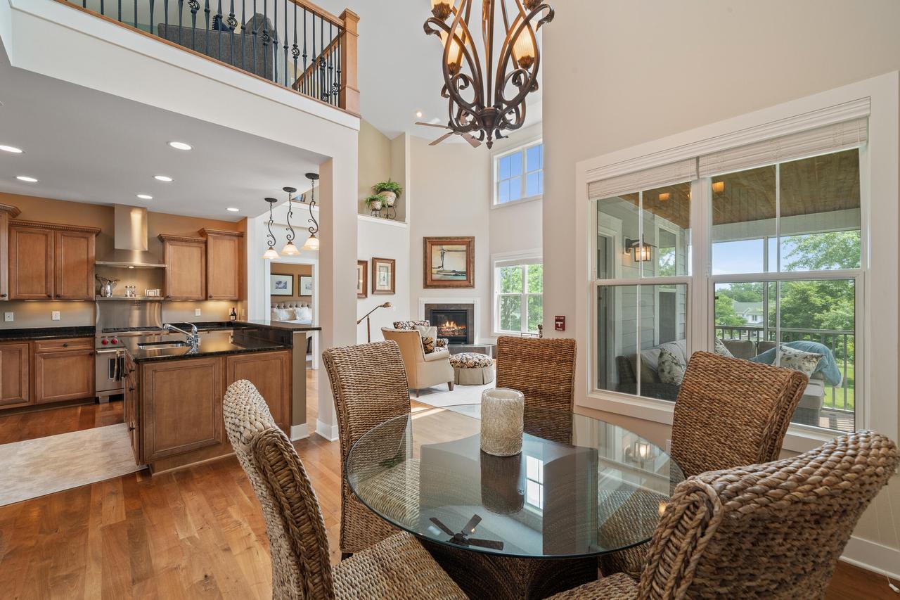 1021 Crane Ct #40-05, Geneva, WI 53147