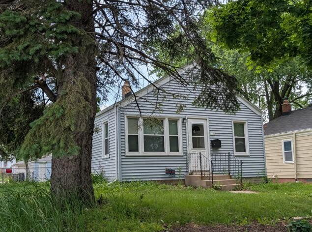3171 S Brust Ave, Milwaukee, WI 53207