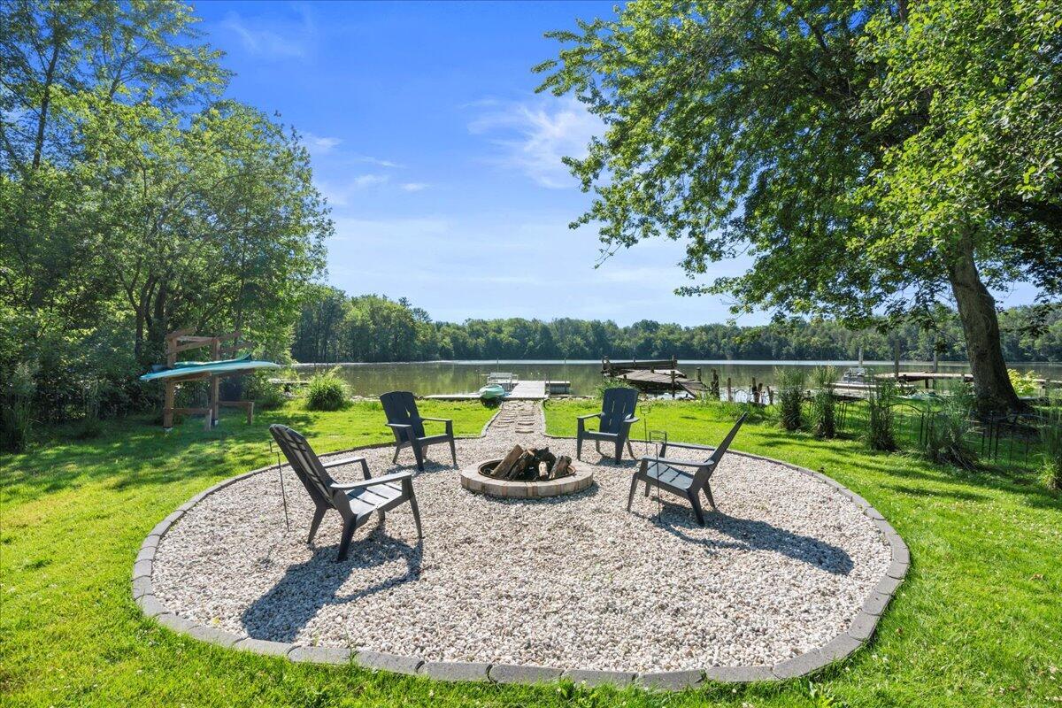11421 Sy Lake, Schleswig, WI 53042