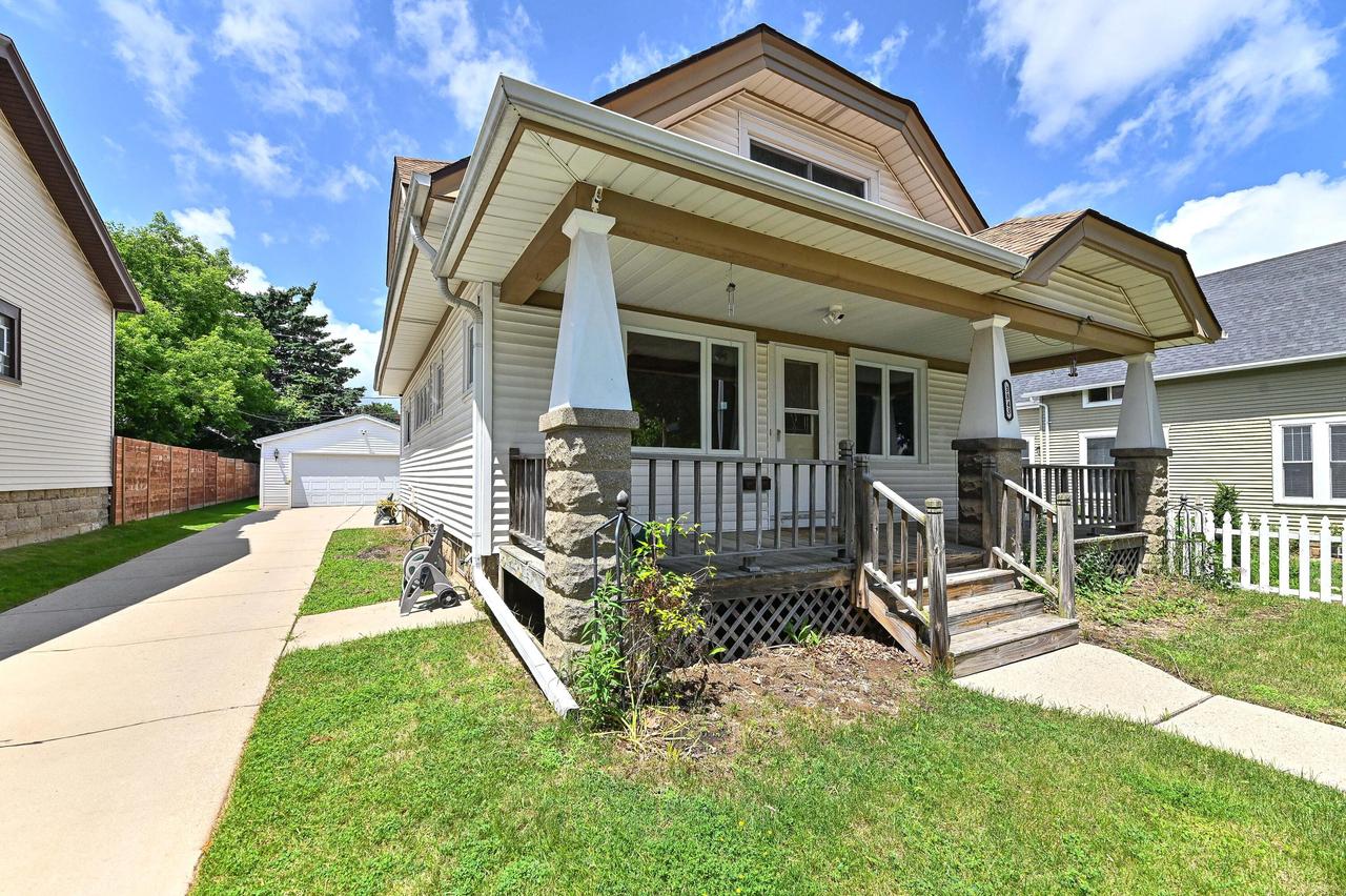 3843 S Logan Ave, Milwaukee, WI 53207