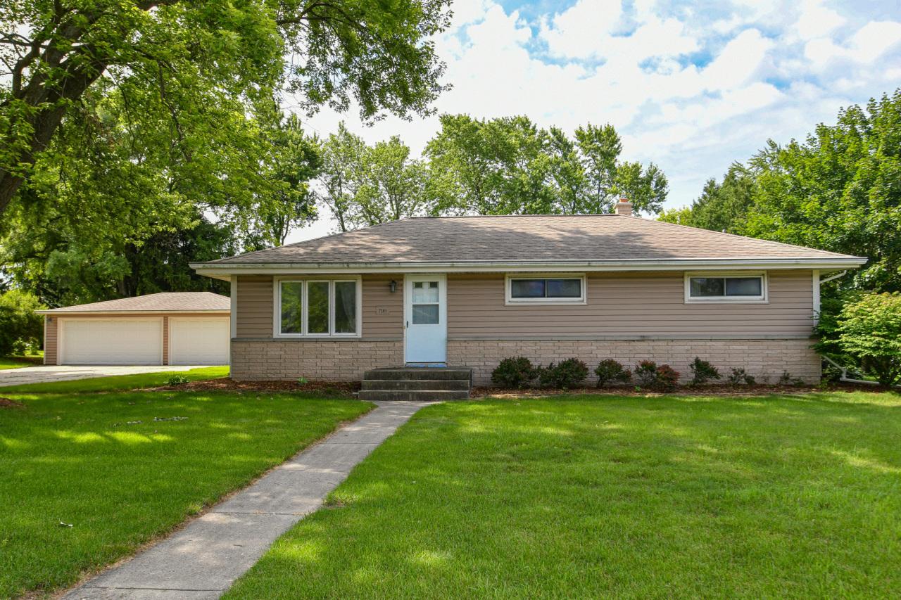7101 W Layton Ave, Greenfield, WI 53220