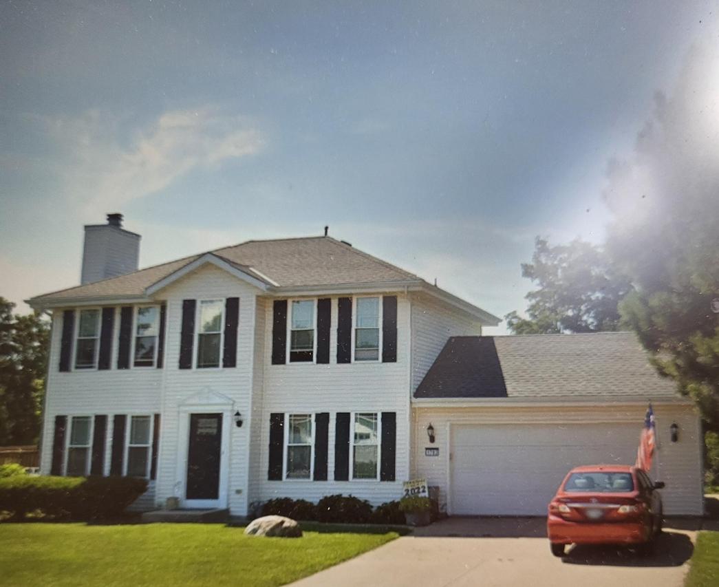 1793 Thomas Dr, East Troy, WI 53120