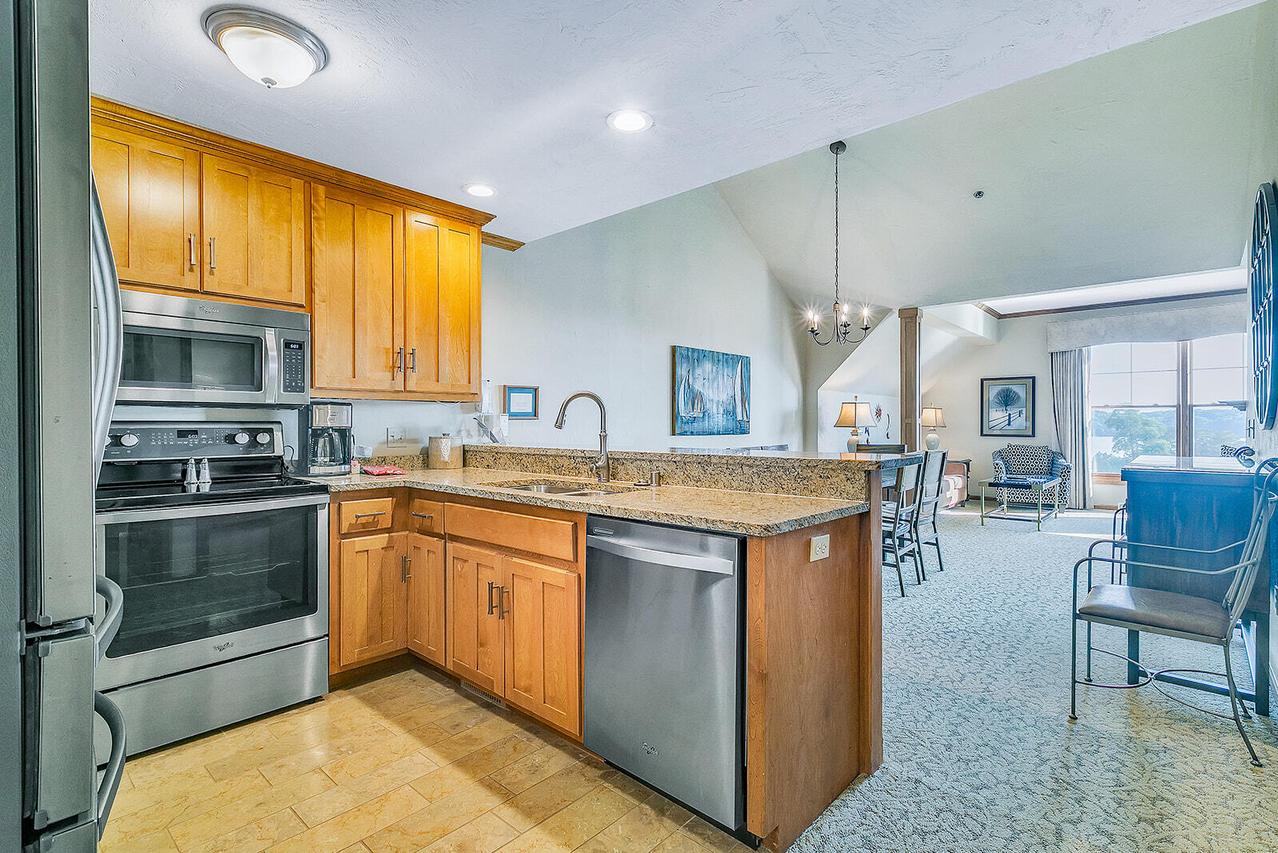 101 Osthoff Ave #452, Elkhart Lake, WI 53020