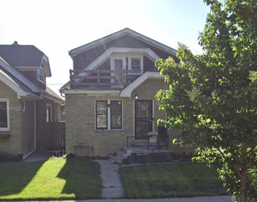 4554 N 37th St, Milwaukee, WI 53209