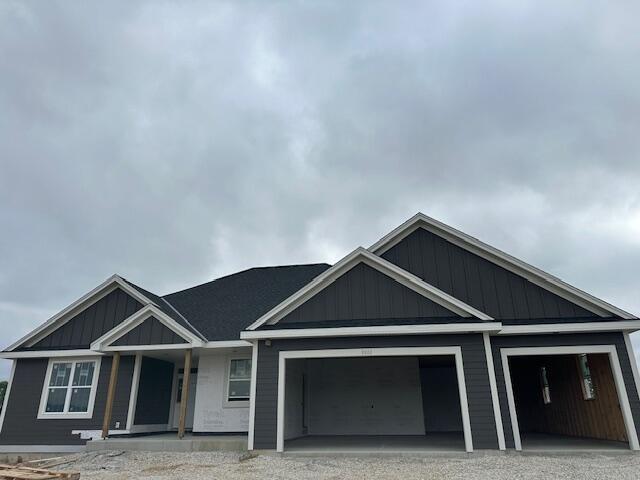 9800 N Migratory Ct, Mequon, WI 53097