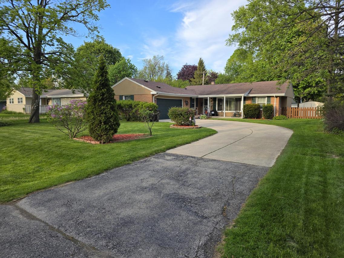 8466 N 50th St, Brown Deer, WI 53223