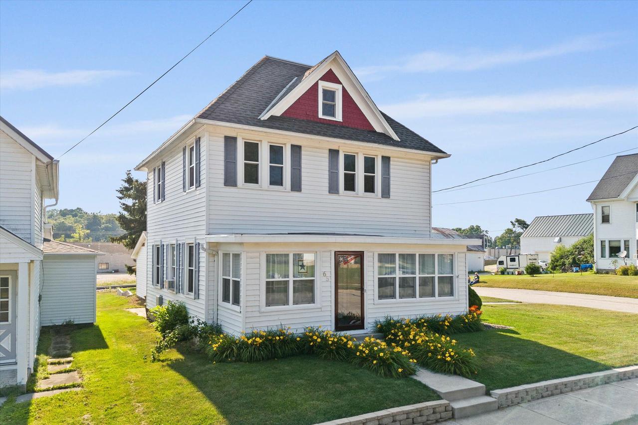 65 Butler St, Random Lake, WI 53075