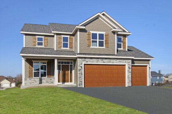 2264 Ravenswood Rd, Burlington, WI 53105