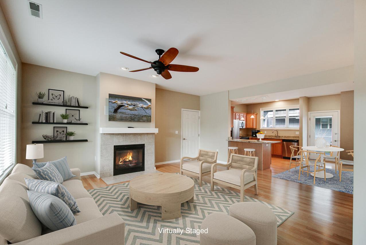 451 Mill St, Fontana, WI 53125