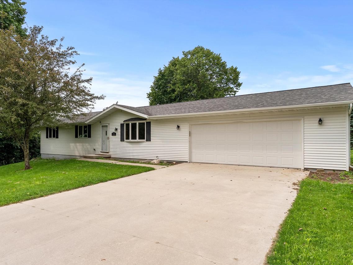 136 Marie St, Whitelaw, WI 54247