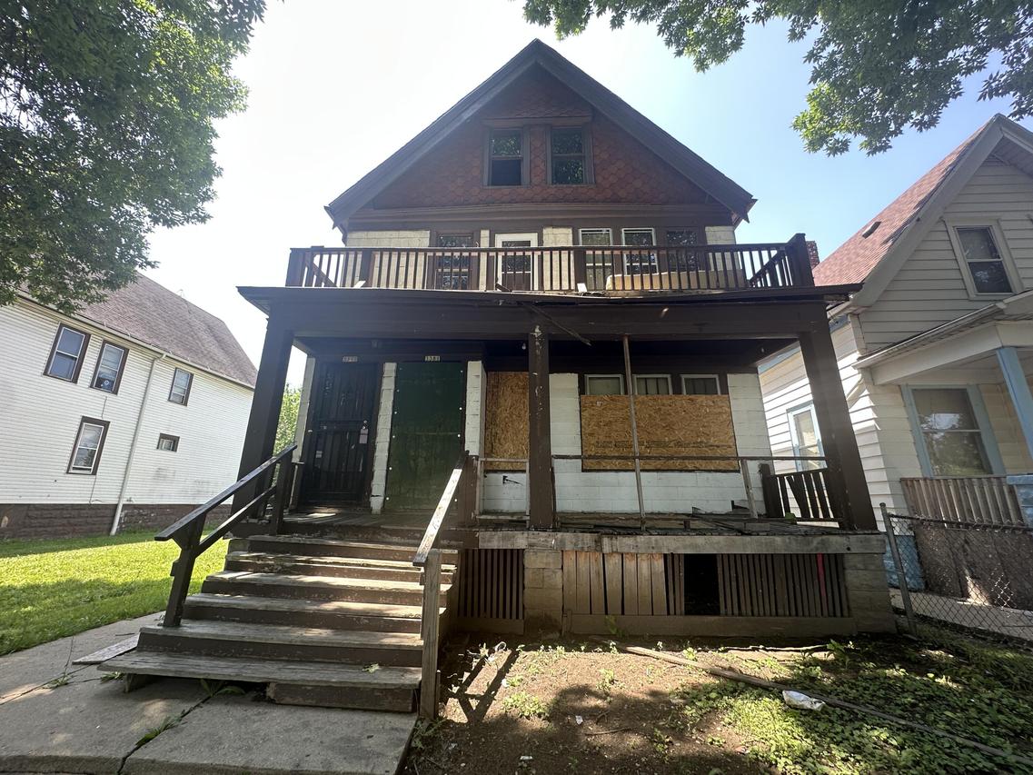 3379 N 25th St #3381, Milwaukee, WI 53206