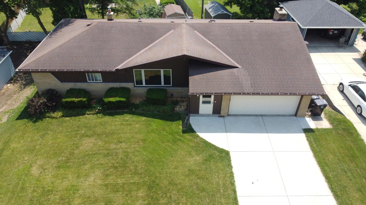 1773 Juniper Cir, South Milwaukee, WI 53172