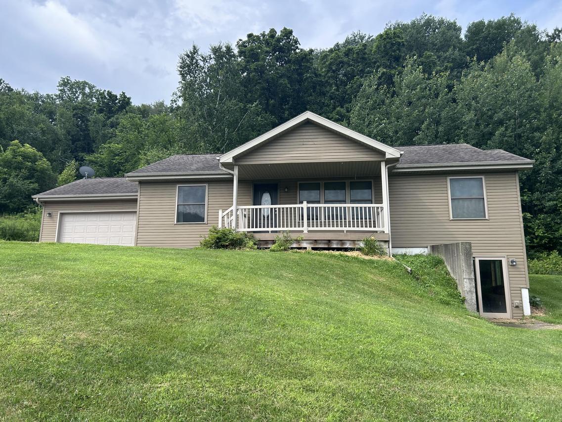 N8581 Kramer Rd, Farmington, WI 54644