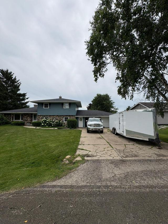 4611 Meadowlark Dr, Windsor, WI 53571