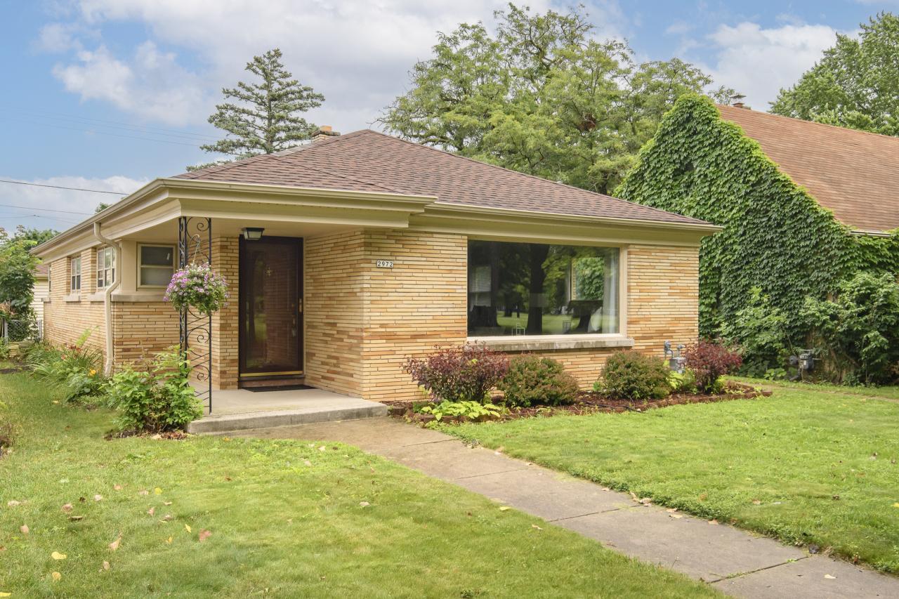 2972 N 86th St, Milwaukee, WI 53222
