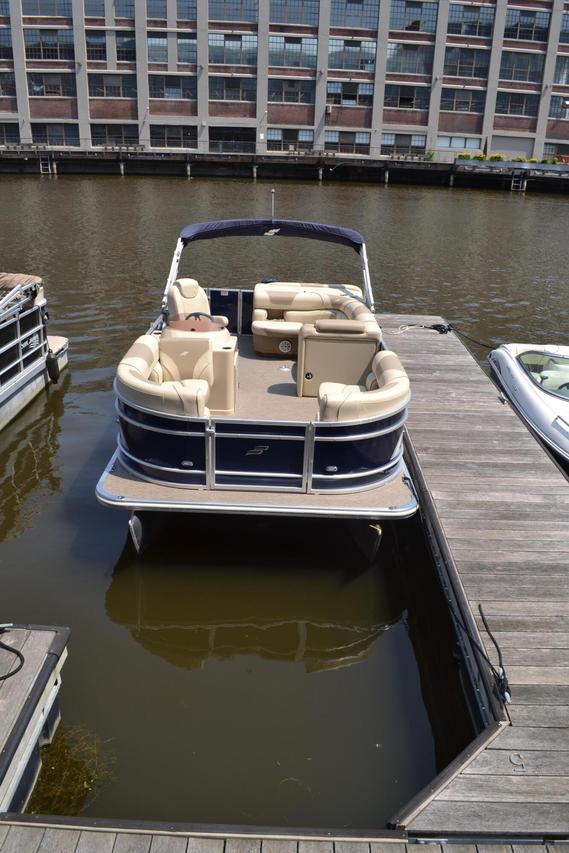 200 S Water St #112, Milwaukee, WI 53204