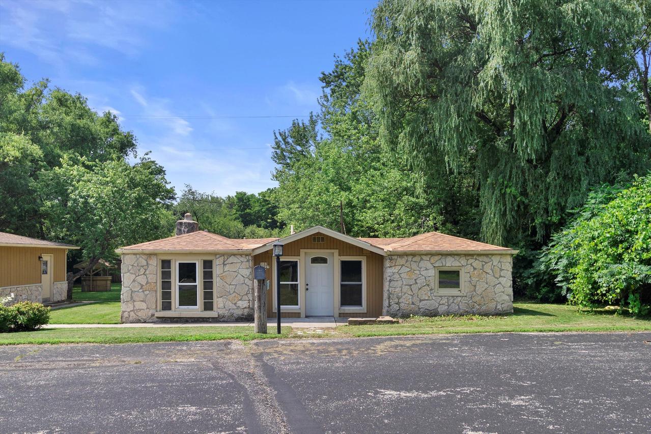 S103W30227 Lakeside Dr, Mukwonago, WI 53149