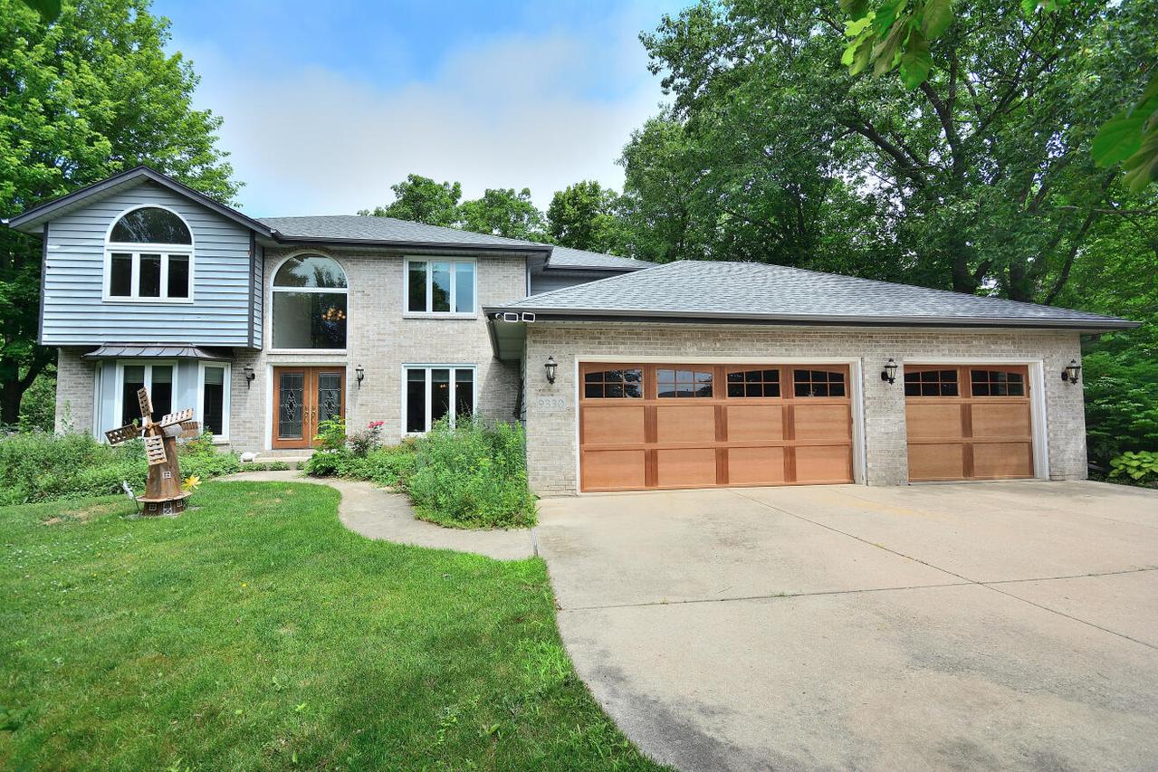 9330 Luanne Dr, Mount Pleasant, WI 53406