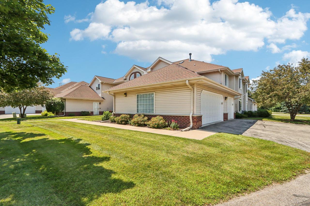 N43W32865 Rasmus Rd #13G, Nashotah, WI 53058