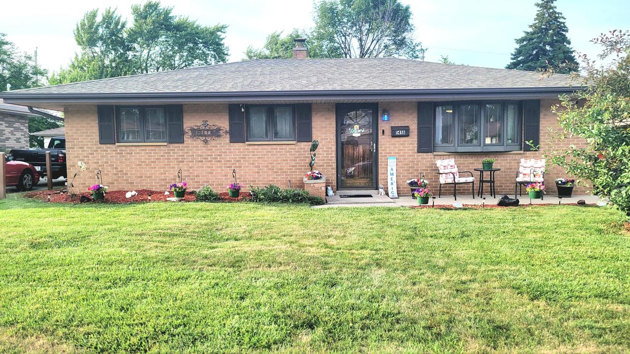 1418 W Klein Ave, Milwaukee, WI 53221