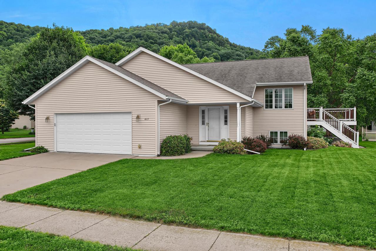 4115 Fairway St, La Crosse, WI 54601