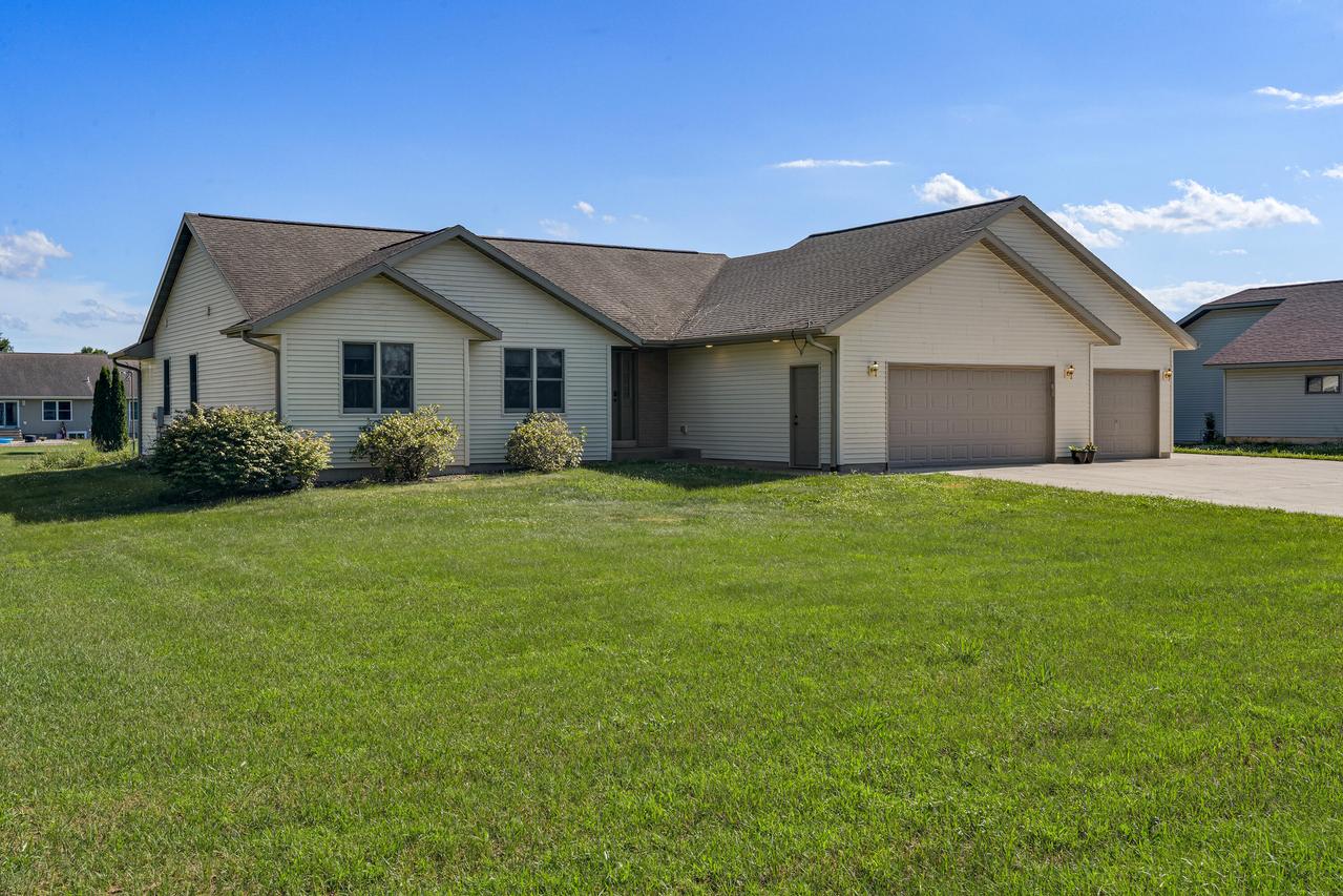 W7847 Amsterdam Prairie, Holland, WI 54636