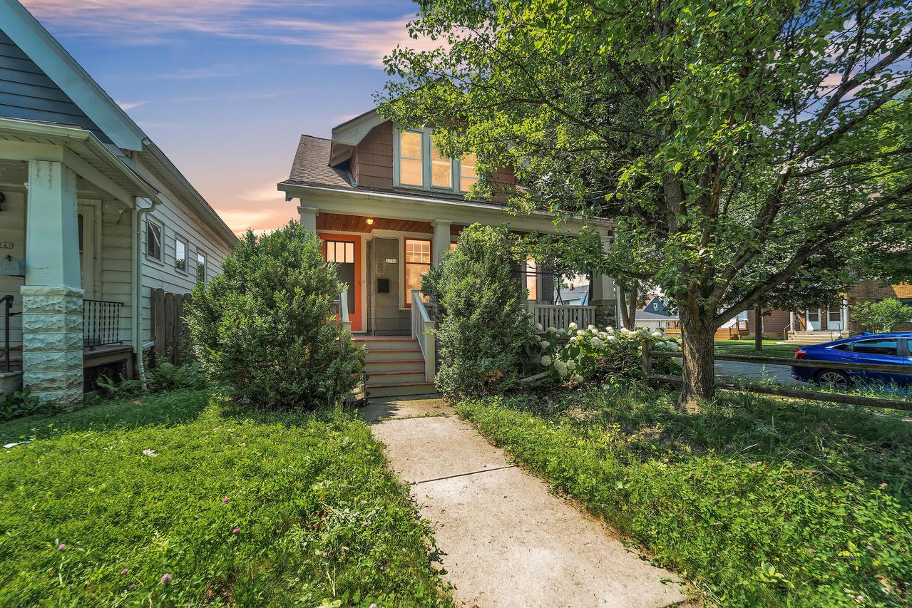 3751 W Frederica Pl, Milwaukee, WI 53215