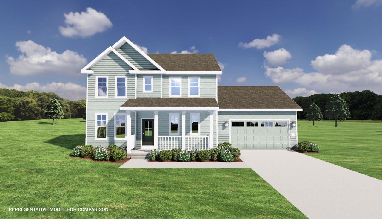 605 Standing Stone Dr, Waukesha, WI 53189