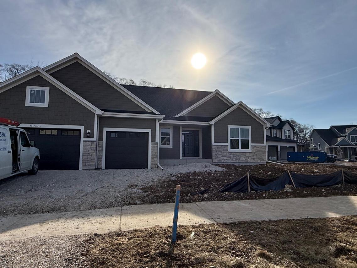 W237N5478 Fieldstone Pass, Sussex, WI 53089