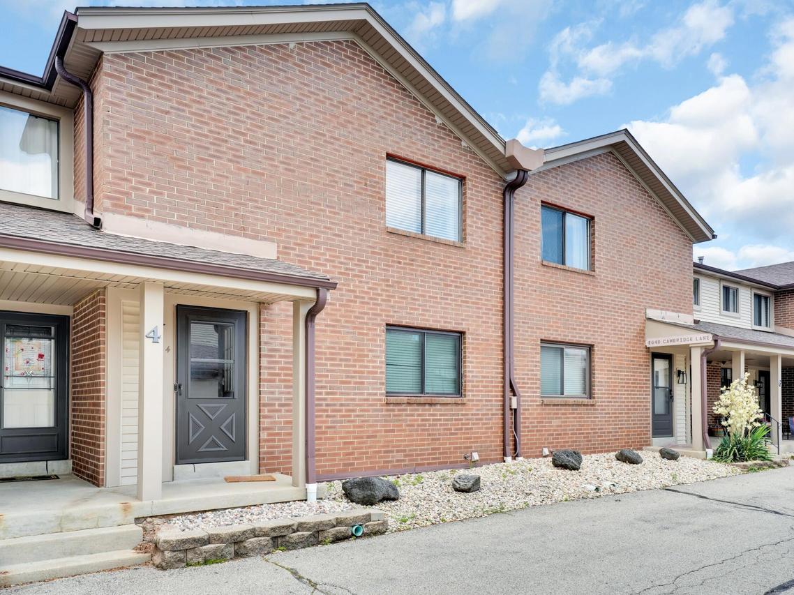 5640 Cambridge Ln #4, Mount Pleasant, WI 53406