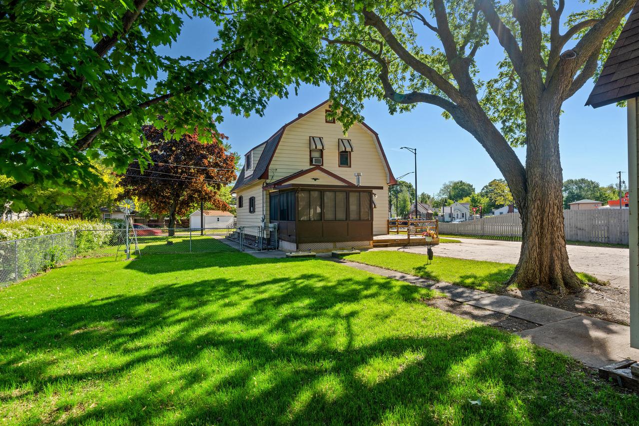 2924 South Ave, La Crosse, WI 54601