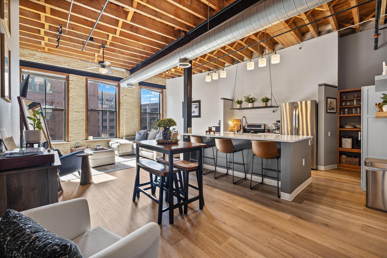 205 N Water St #305, Milwaukee, WI 53202
