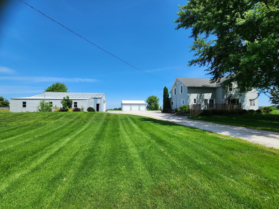 10634 English Lake, Liberty, WI 54220