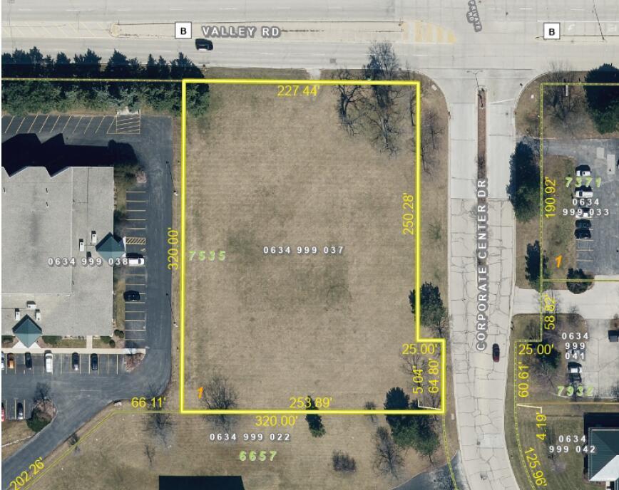 1270 Corporate Center, Oconomowoc, WI 53066