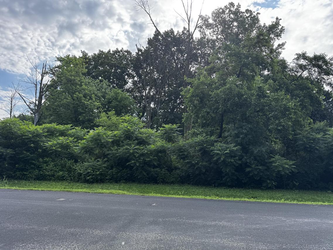 Lt5 Hunt Club, Wind Point, WI 53402