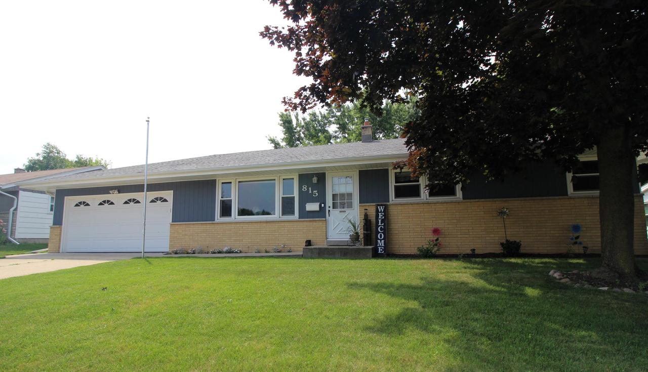 815 Redwood St, West Bend, WI 53095