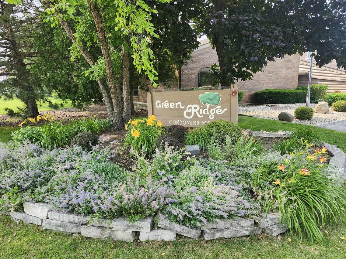 5720 Cambridge Cir #2, Mount Pleasant, WI 53406