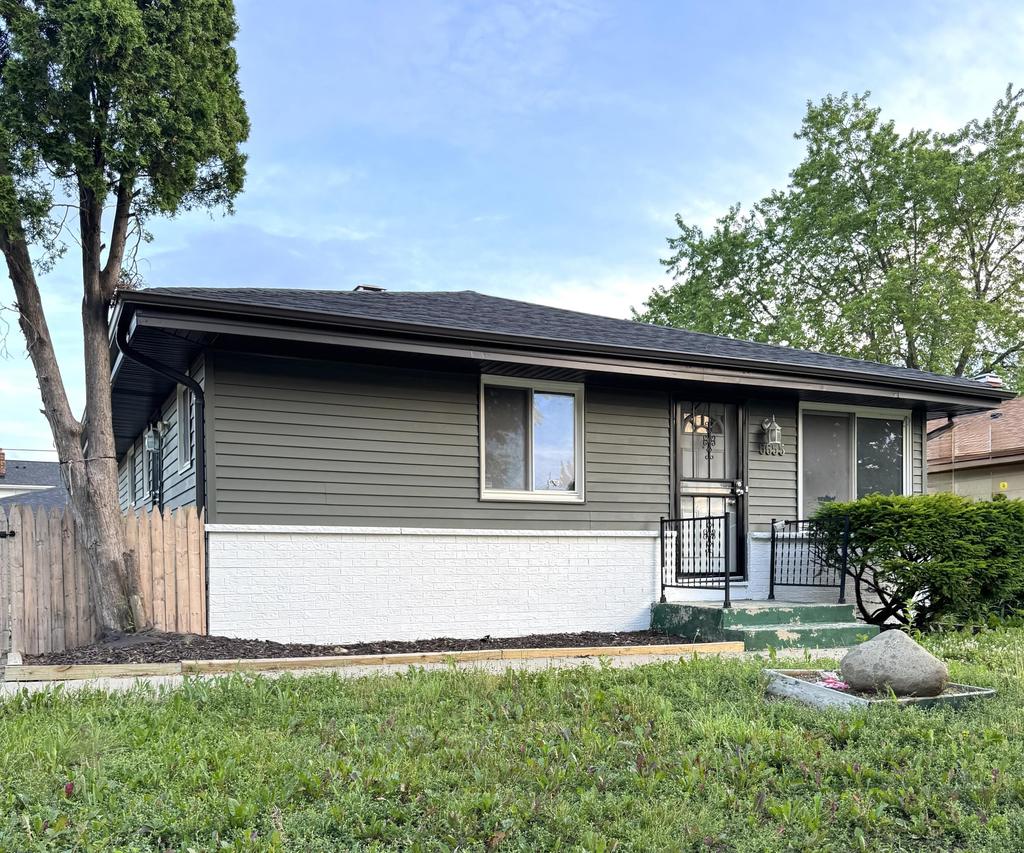 6655 W Brentwood Ave, Milwaukee, WI 53223