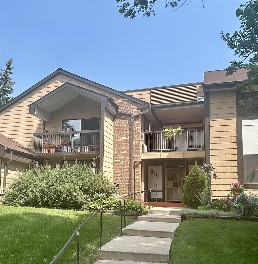 8617 N Servite Dr #208, Milwaukee, WI 53223
