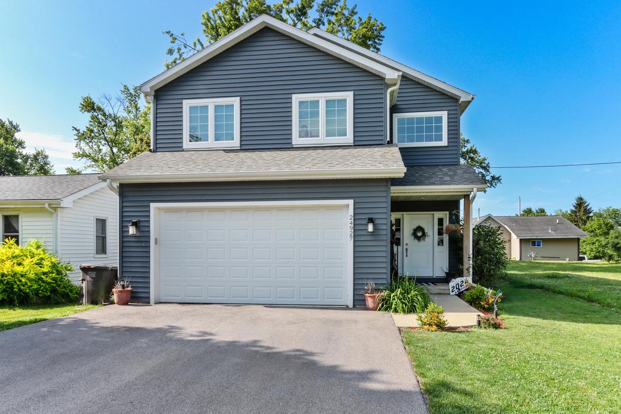24927 67th St, Paddock Lake, WI 53168